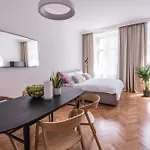 New Design - Location Wenceslas Square Apartment