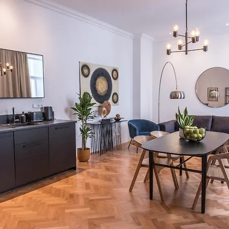 New Design - Location Wenceslas Square Apartamento *