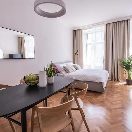 New Design - Location Wenceslas Square Apartman